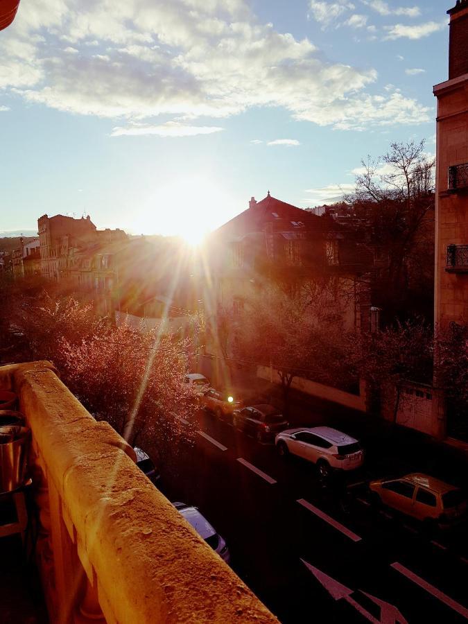 B&B Un Lit Sous Les Etoiles Nancy Exterior foto